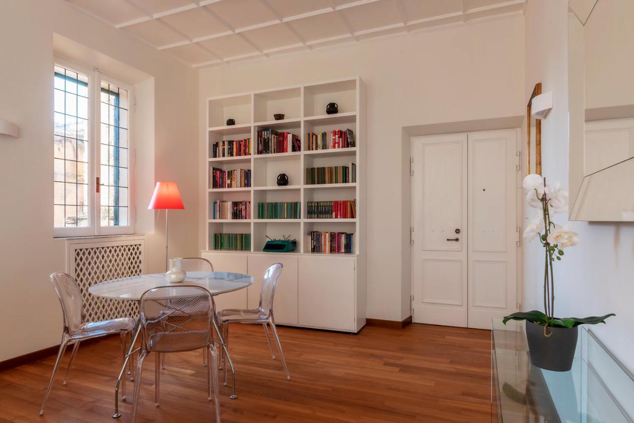 Trastevere Luxury With Terrace Lägenhet